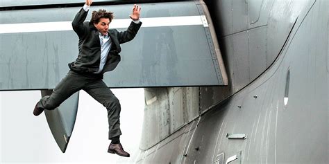 tom cruise own stunts mission impossible 2