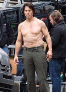 tom cruise taille et poids