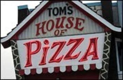 tom house of pizza calgary