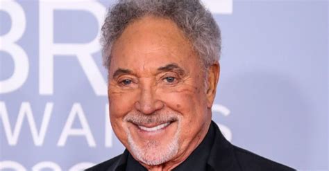 tom jones age