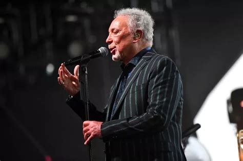 tom jones dies