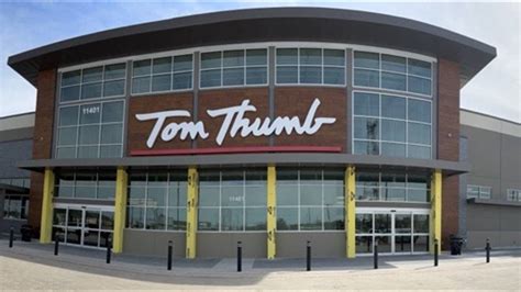 tom thumb open today
