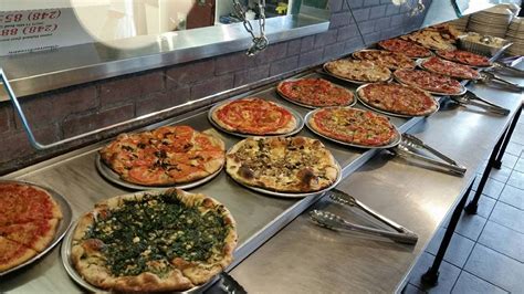 Tomatoes Apizza Lunch Buffet