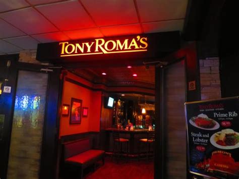 tony roma's downtown las vegas