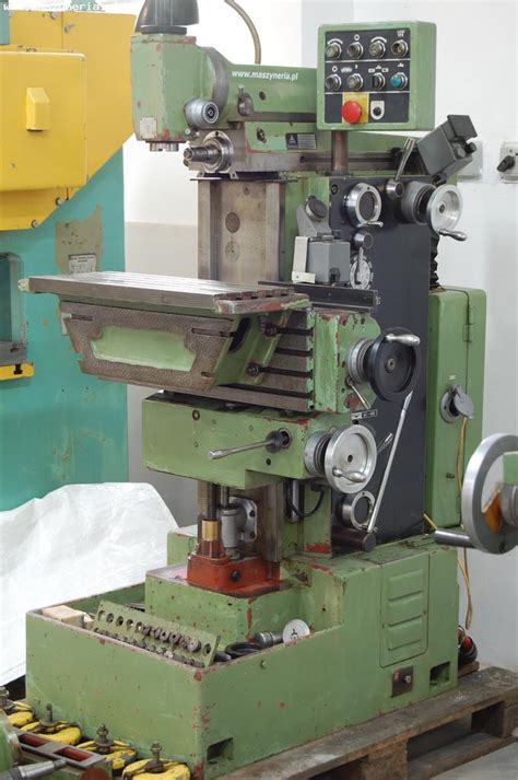 Toolroom Milling Machine