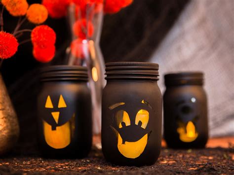 30+ Ideas For Halloween Decoration Mason Jars to Impress Everyone