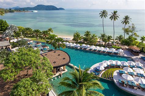 top 10 hotels in phuket thailand