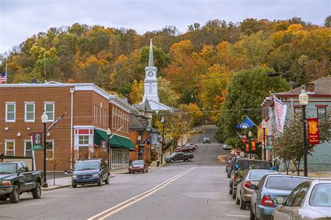 top 10 small towns in indiana