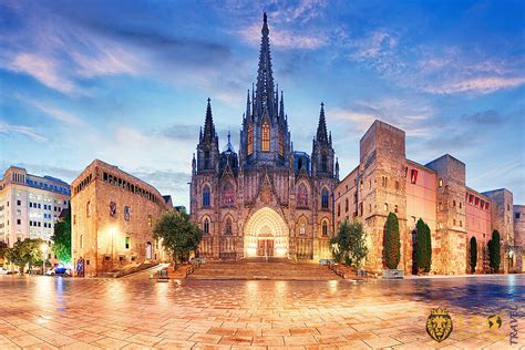 top 10 tourist attractions in barcelona spain
