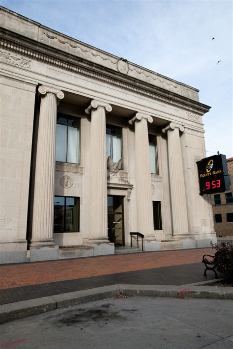 top bank in topeka kansas