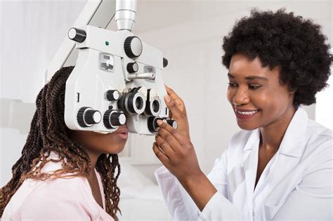 top optometrist offering counseling in aurora