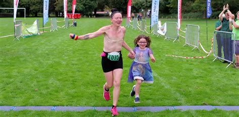 topless marathon runners