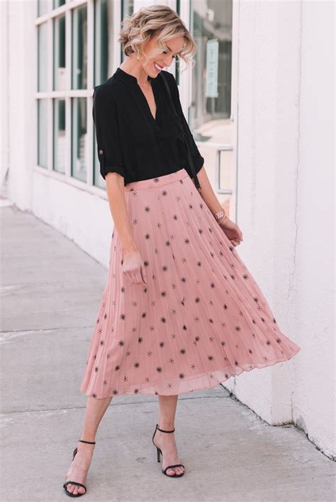 The Corporate Catwalk by Olivia Office Style Pleated Midi Skirt
