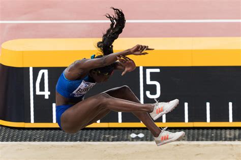 tori bowie long jump technique