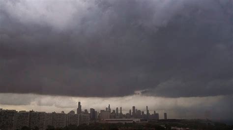 tornado in chicago il today