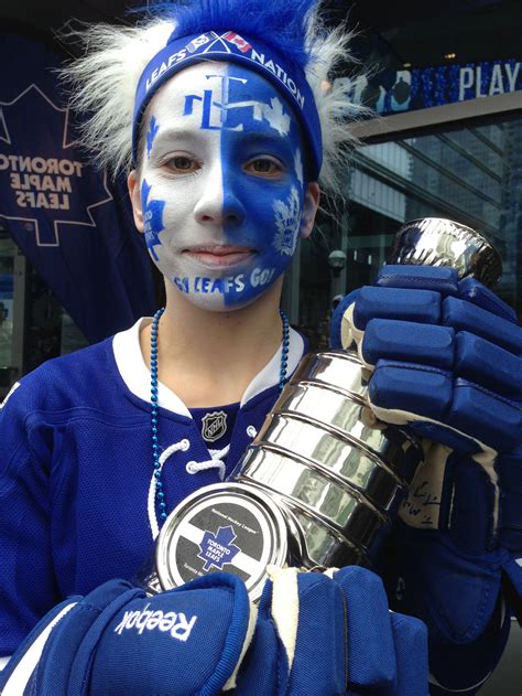 toronto maple leafs fan gear