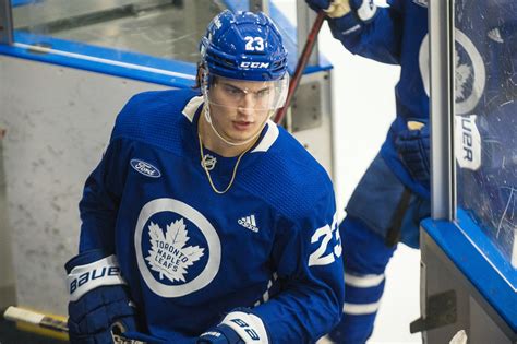 toronto maple leafs player contracts