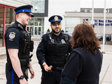 toronto police community officers