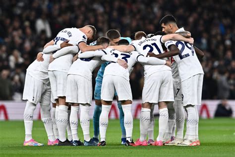 tottenham vs man united lineups