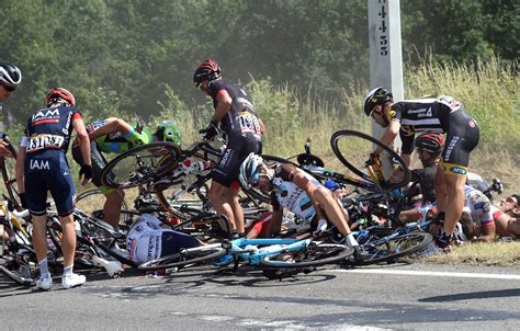 tour de france crashes 2019