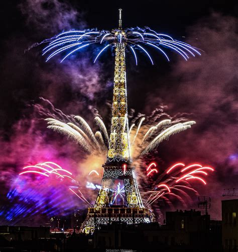 tour eiffel feu d'artifice