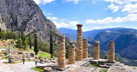 tour guide Delphi greece