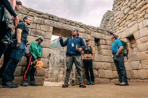 Tour Guide Machu Picchu