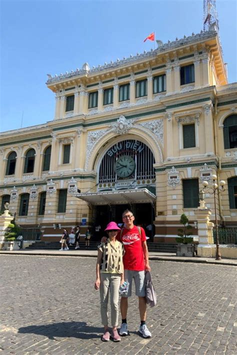 tour guide saigon