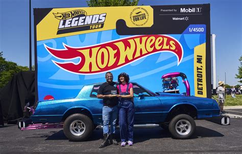tour on wheels tips