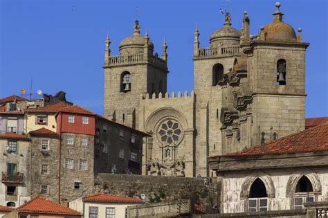 tourist attractions in porto portugal