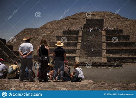 Tourists at Teotihuacan Pyramids