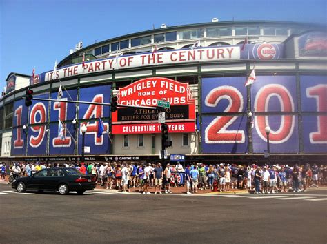 tours at wrigley field