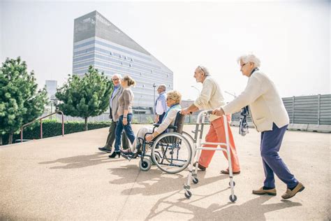 tours for seniors with mobility issues