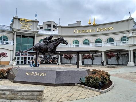tours of churchill downs in louisville ky