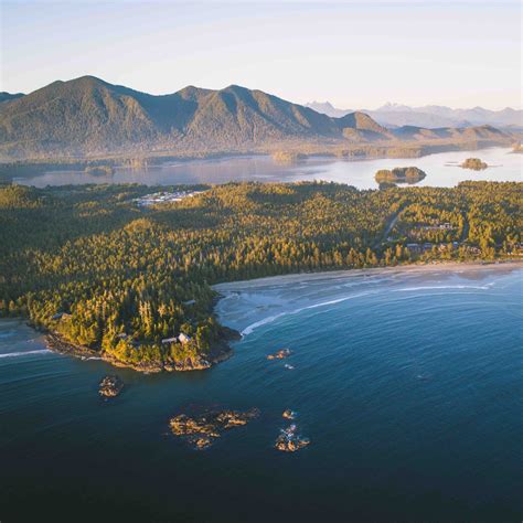 town on vancouver island