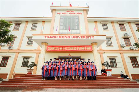 trường đại học thành đông