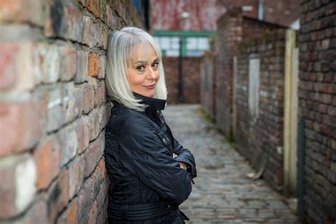 tracie bennett coronation street