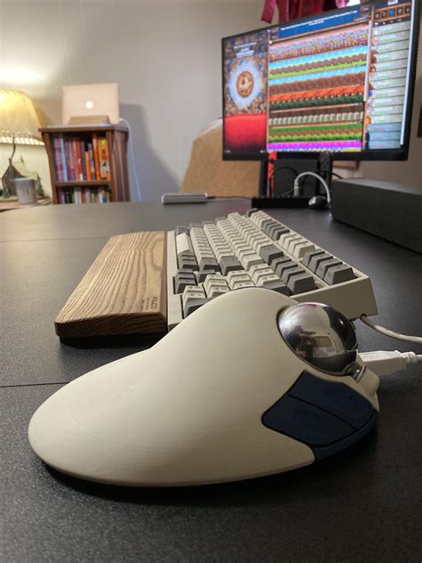 Trackball Btu