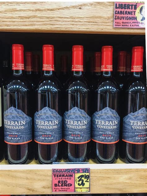 trader joe's stores that sell wine
