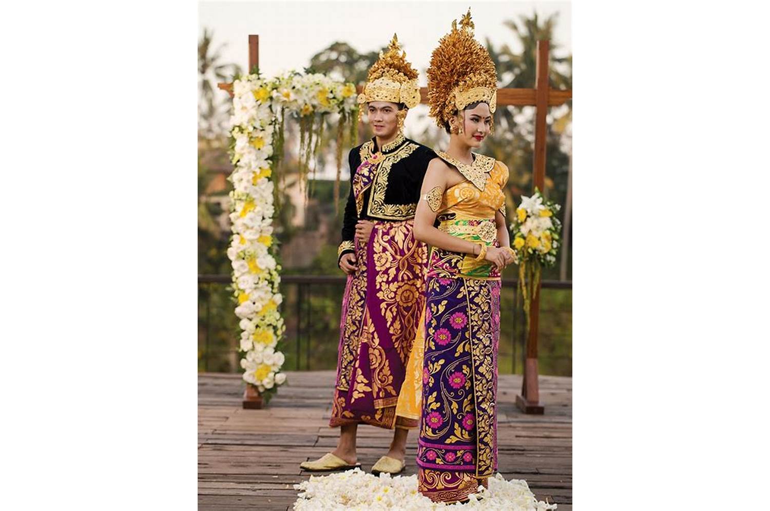 traditional clothing indonesia