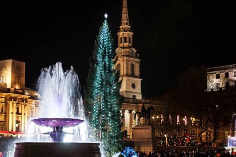 trafalgar square christmas tree lighting 2023