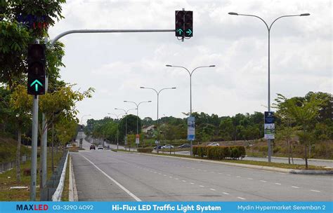 traffic light in malaysia