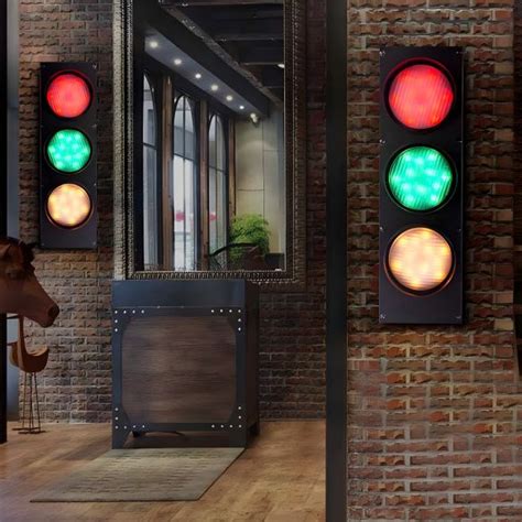 Traffic Light Wall Mount