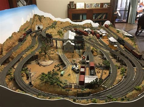 Train Set Track Layouts
