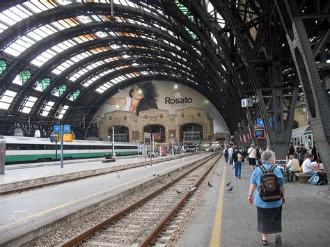 train station italy