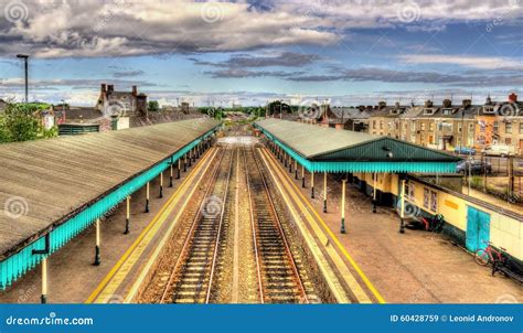 train station londonderry