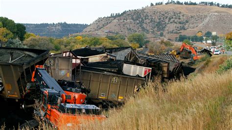 train wreck in montana