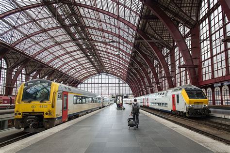 trains from charleroi airport to antwerp