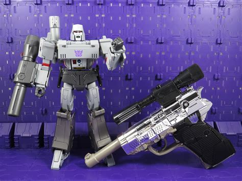 transformers g1 masterpiece toys