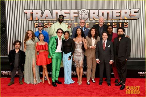 transformers premiere us cast